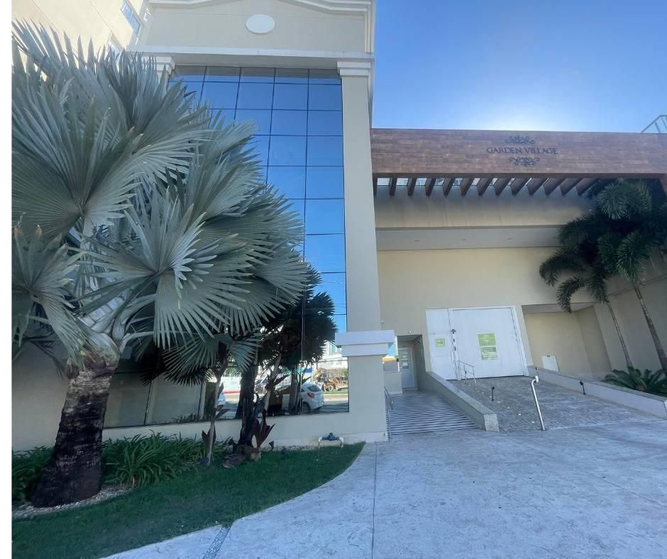Aluguel Anual  Apartamento com 3 dormitórios mobiliado em Balneário Camboriú