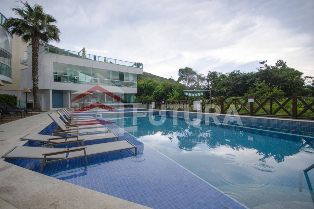 Apartamento beira-mar com piscina em Bombas / Bombinhas - 4 quartos - Apartamento em Bombas, Bombinhas - para temporada - PAULA CRISTINA DA SILVA MINELLA NEGOCIOS IMOBILIARIOS LTDA