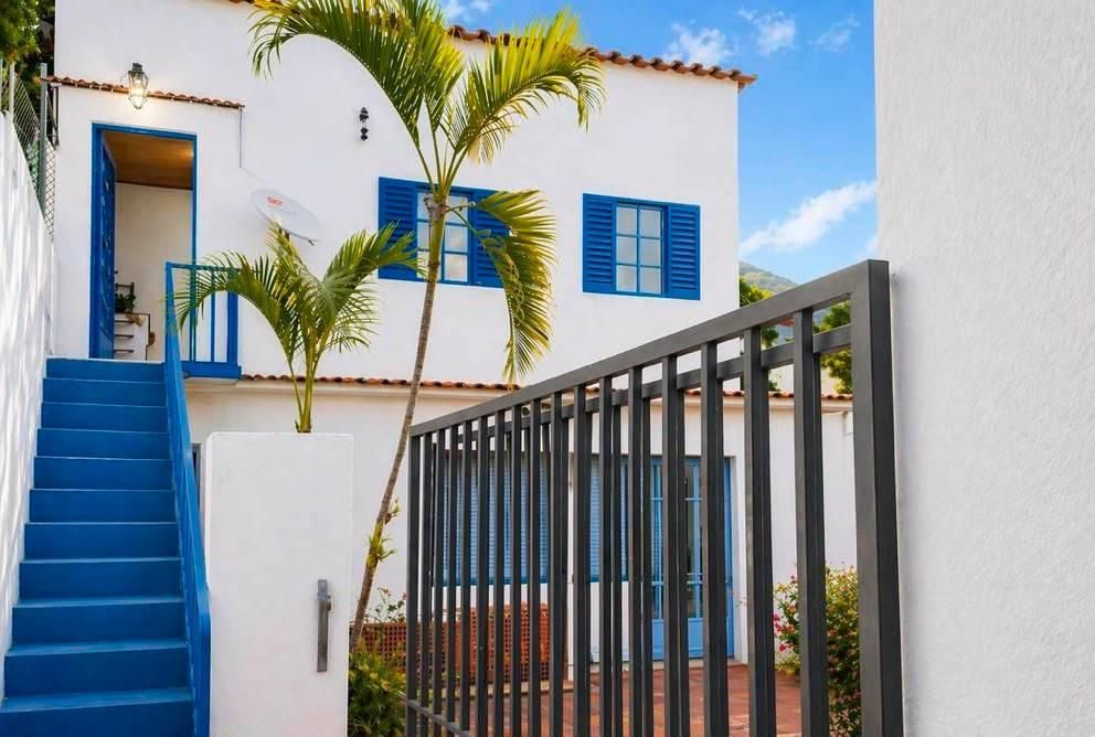 🏠, Casa, Venda , 170.000,00 , Centro, Caxambu - MG, com 2 quartos, 1 suíte, 2 banheiros, 2960 - Casa em Centro, Caxambu - à venda - IMOBILIÁRIA VLT IMÓVEIS LTDA