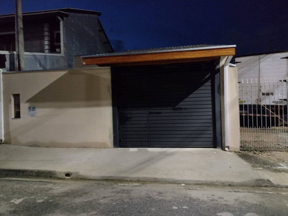 Casa com 2 quartos, Residencial Santa Paula - Jacareí - Casa em Residencial Santa Paula, Jacareí - à venda - LISURA IMÓVEIS