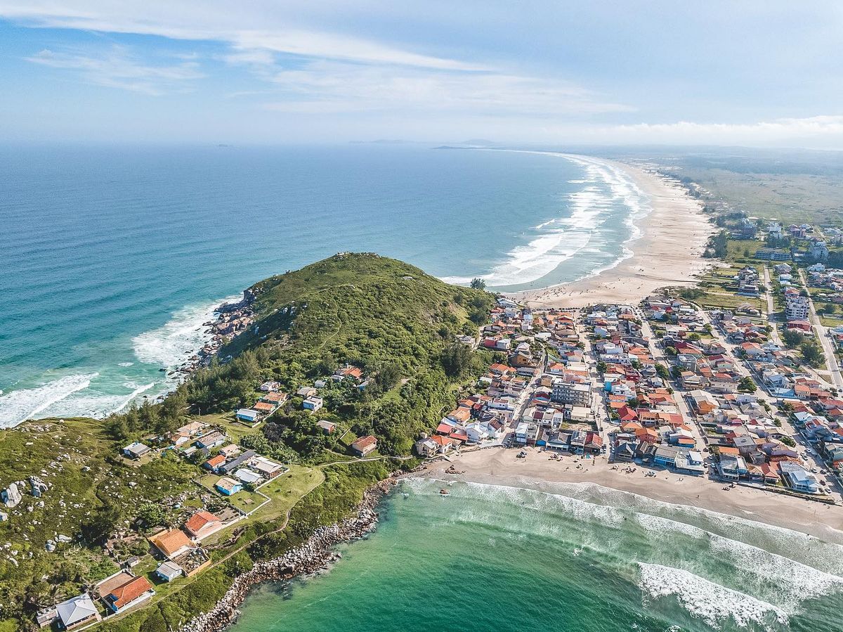 <h2>Turu</h2><h4>Tranquilidade e beleza natural em um só lugar.</h4>