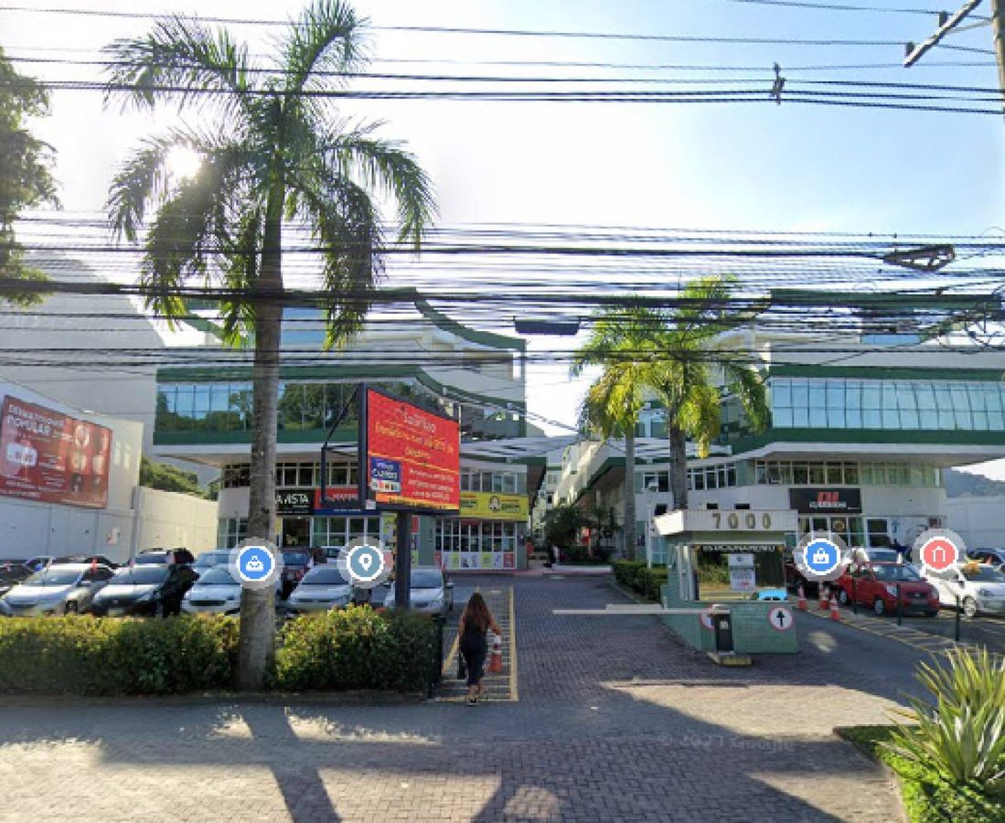 SALA COMERCIAL
