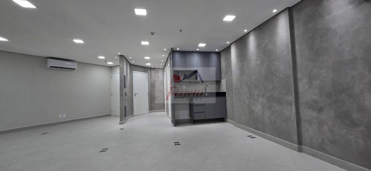 Sala comercial com 111m² para alugar no bairro Valongo - Santos/SP