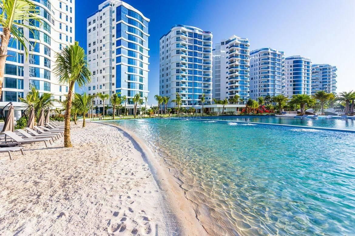 APARTAMENTO NO EDIFÍCIO BRAVA HOME RESORT - PRAIA BRAVA, ITAJAÍ