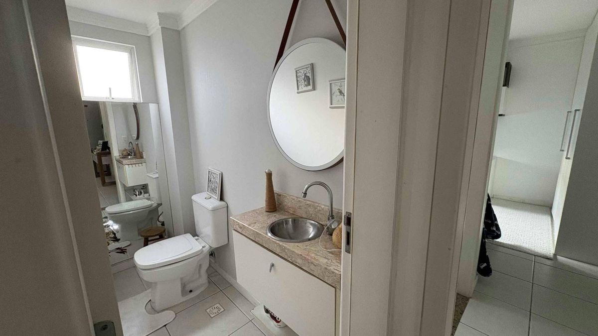 Apartamento à Venda com  2 suítes  na Barra Sul – Balneário Camboriú