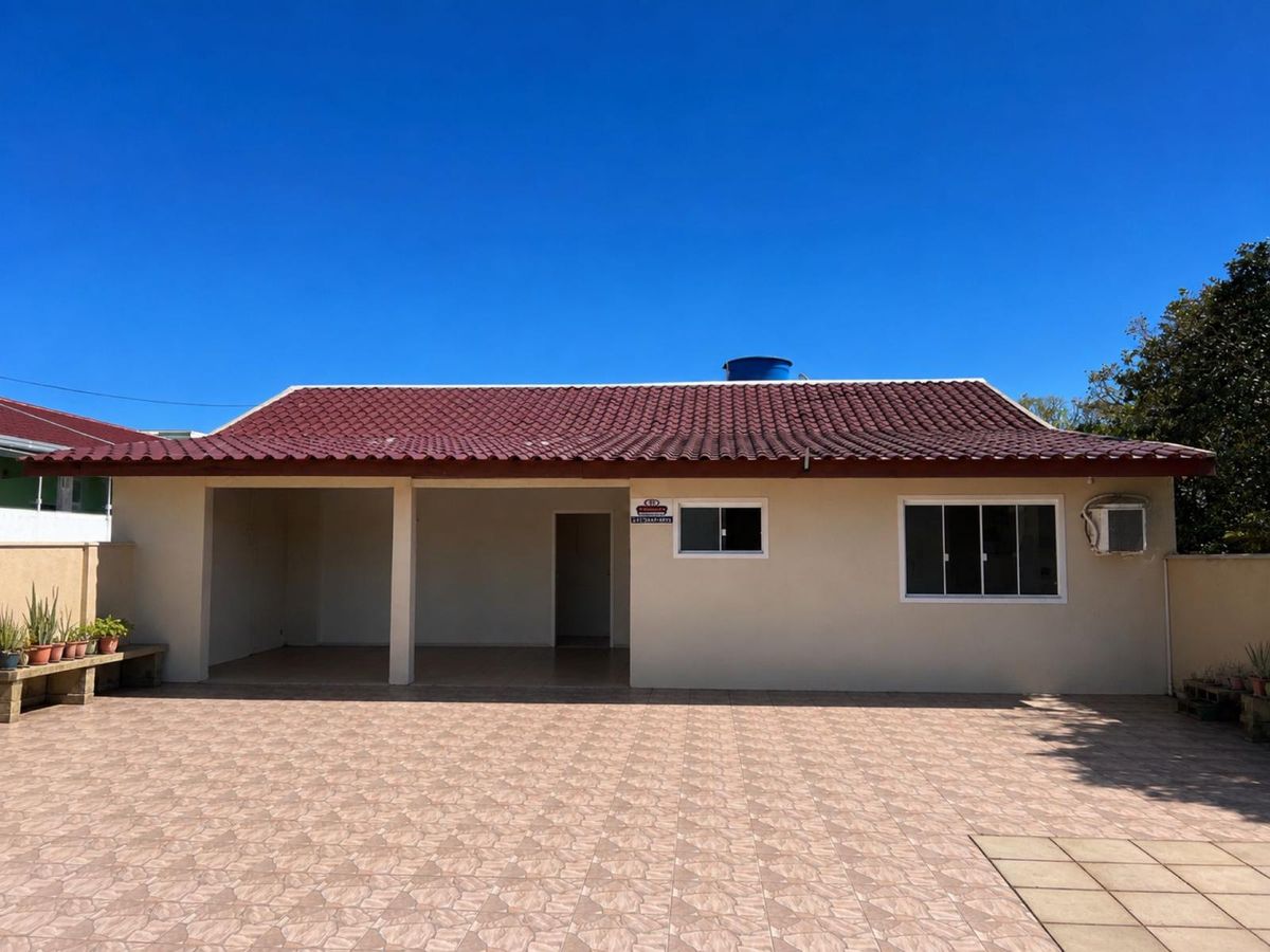 Casa com Terreno Amplo Pertinho do Mar - Casa em Balneário Eliana, Guaratuba - à venda - Ferreira Imóveis