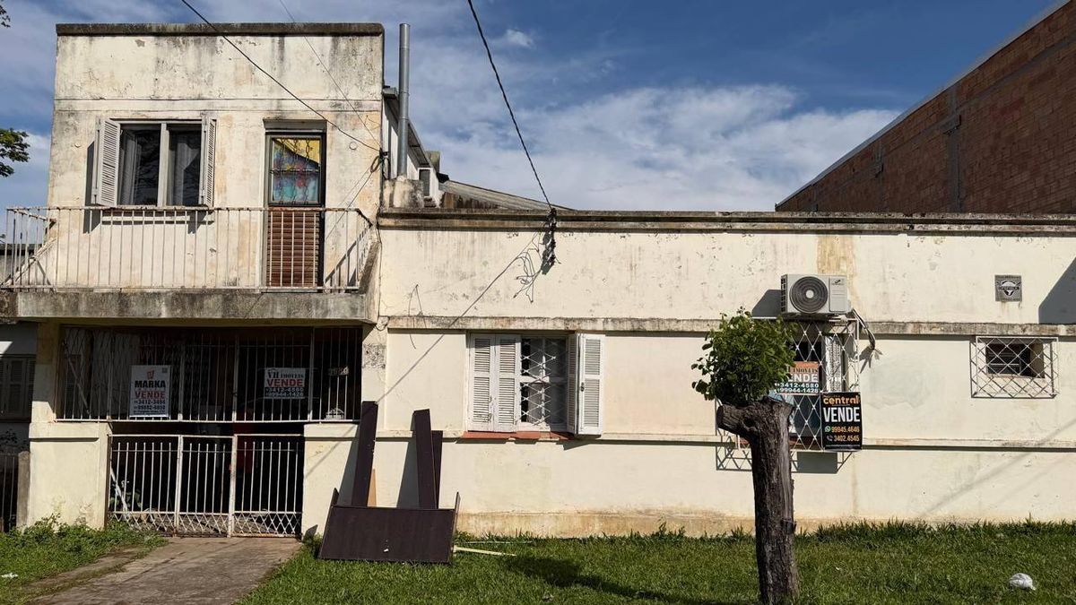 Casa 4 dormitórios