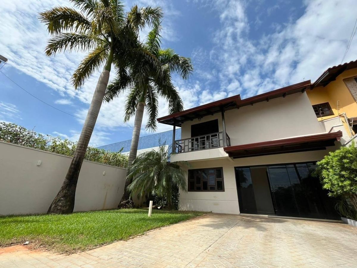 Casa com 3 quartos para Locação