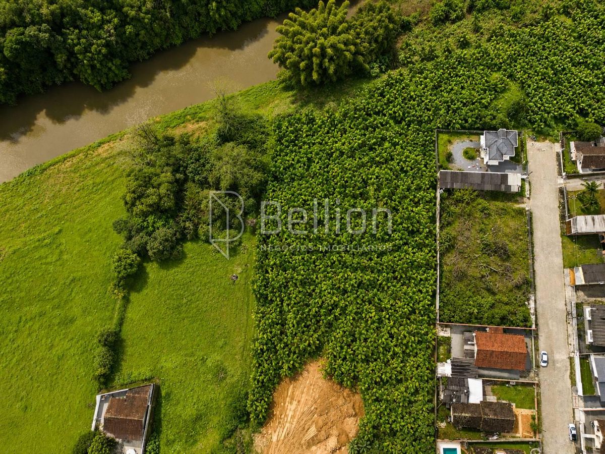 Terreno à Venda no Centro de Rio dos Cedros 4.619,72 m²
