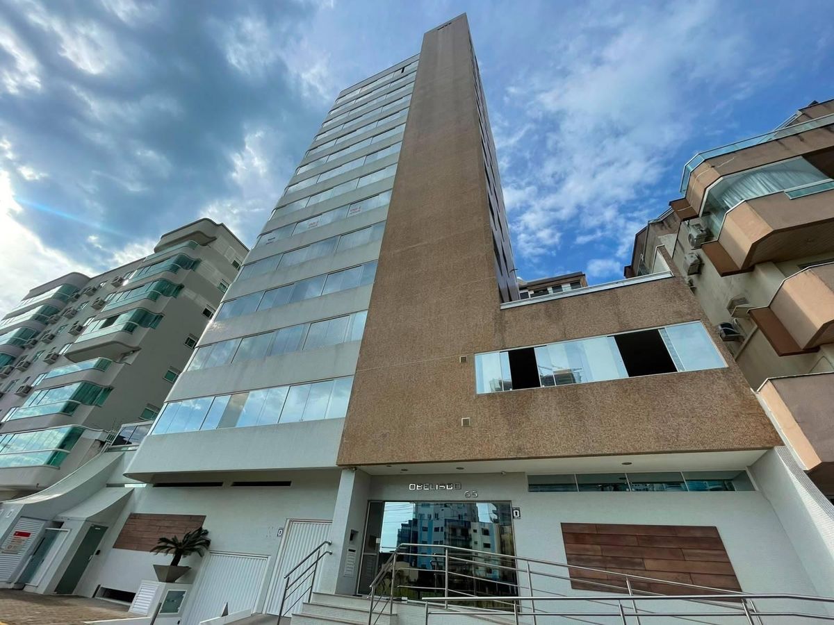 AMPLO APARTAMENTO A VENDA, 50m do mar com 3 suítes e 2 Vagas. em Meia Praia Itapema SC - Apartamento em Meia Praia, Itapema - à venda - Fernando Carvalho - Corretor de Imóveis