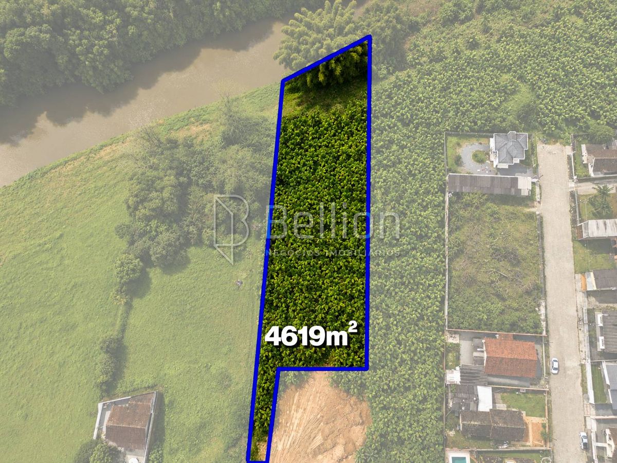 Terreno à Venda no Centro de Rio dos Cedros 4.619,72 m²