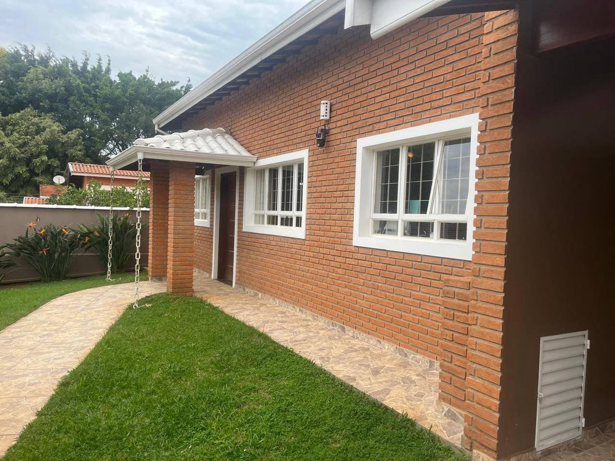 Casa à Venda com 2 Quartos, Suíte, Edícula com 2 Quartos, Churrasqueira e Garagem para 4 Carros em Morada do Sol - Avaré - Casa em Morada do Sol, Avaré - à venda - CRYSTAL IMÓVEIS