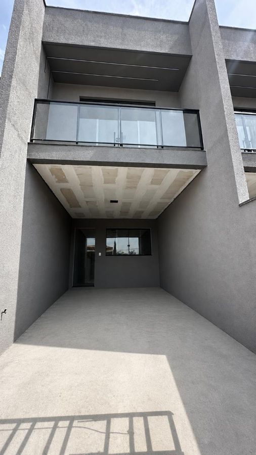 Linda Casa Geminada 3 Quartos com Suíte e Jardim de Inverno no Vila Verde em Betim - Casa Geminada em Vila Verde, Betim - à venda - Via M Empreendimentos Imobiliários Ltda
