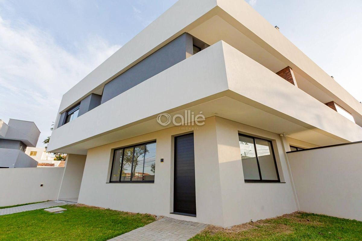 Venda SOBRADO CURITIBA PR Brasil - Sobrado em Santa Felicidade, Curitiba - à venda - Allié Empreendimentos Imobiliários LTDA
