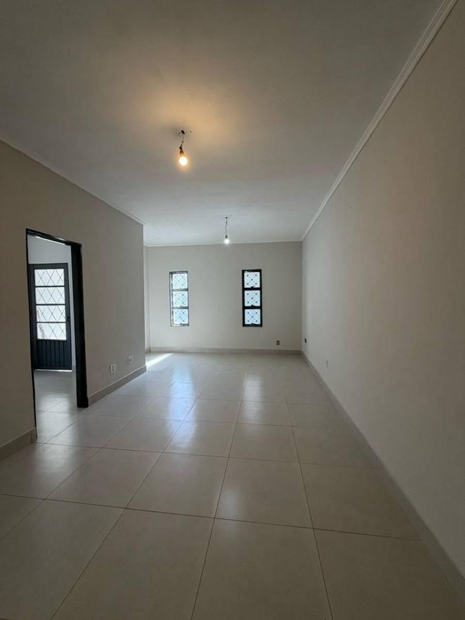 Casa com 3 quartos, Vila Virgínia - Ribeirão Preto - Casa em Vila Virgínia, Ribeirão Preto - à venda - Locca Imóveis