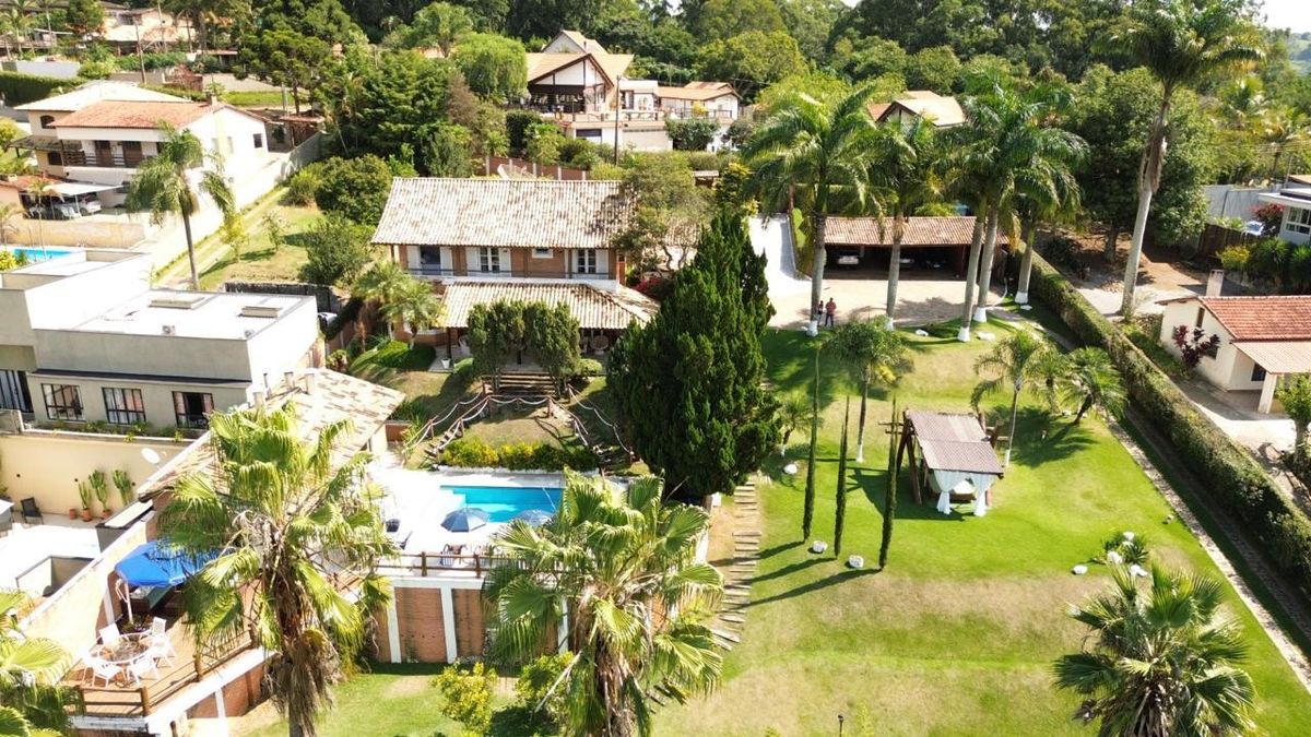 Chácara Pé na Água com 3.500m² - 4 Dormitórios - Serrinha
