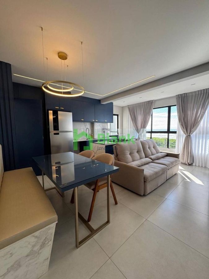 Apto Frente Mar 2 Suítes Super Mobiliado - Venda / Locação - Apartamento em Meia Praia, Navegantes - para locação - Biank Imóveis