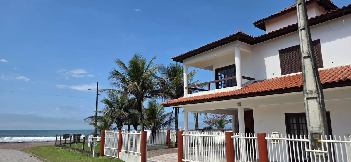 Sobrado frente mar, com 4 quartos, Balneário Paese - Itapoá - Sobrado em Paese, Itapoá - à venda - Itapoá Imóveis Ltda