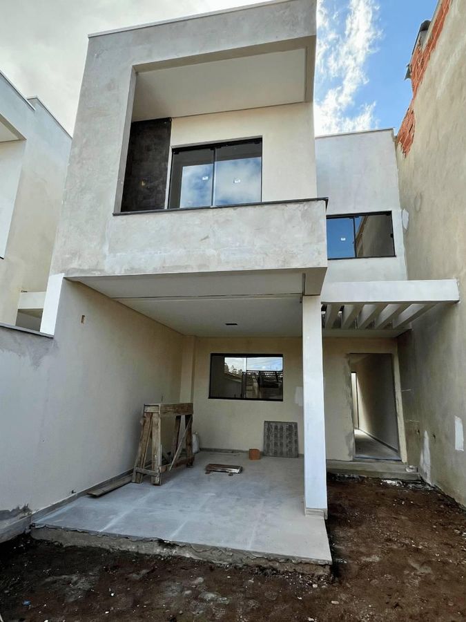 Sobrado com 3 Quartos à Venda, Nossa Senhora da Paz - Balneário Piçarras - Sobrado em Nossa Senhora da Paz, Balneário Piçarras - à venda - MARIAN IMÓVEIS