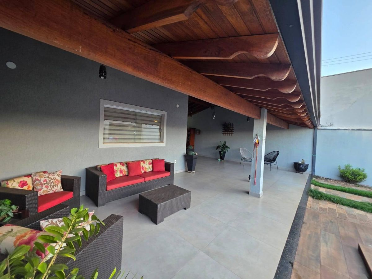 Casa à venda de 03 dormitórios com piscina - Jardim Mosteiro - Casa em Campos Elíseos, Ribeirão Preto - à venda - Dezenv Agro e Comercial Ltda