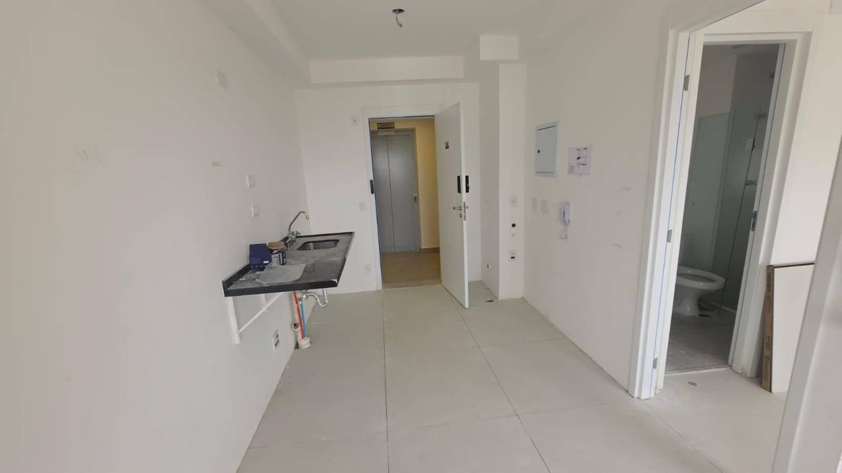 OPORTUNIDADE APTO. DE UM DORM. NO ALTO DO IPIRANGA PARA VENDA - Apartamento em Vila Mariana, São Paulo - à venda - Um Imóvel