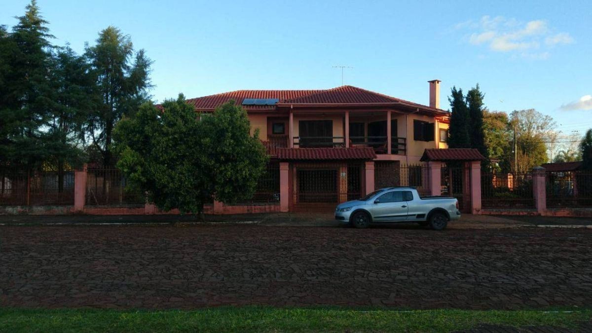 Casa com 4 quartos à Venda, Centro - Ijuí - Casa em Centro, Ijuí - à venda - IMOBILIÁRIA SOLUÇÃO IMÓVEIS IJUÍ
