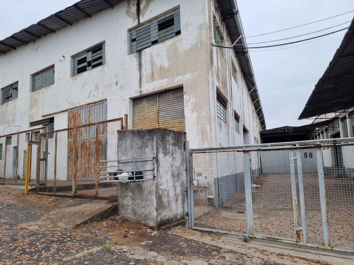 2 barracões Venda /Locação: 1000m2 e 2000m2 - escritório, refeitório, banheiros, ótima localização em Valinhos, ar. central. Opçao negocio separados, foto 3