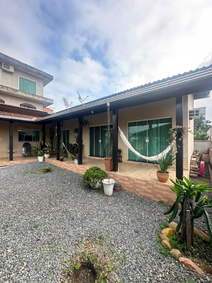 Casa Com 02 Dormitórios e Piscina | Chico de Paulo - Jaraguá do Sul - Casa em Chico de Paulo, Jaraguá do Sul - à venda - Eskala Imóveis LTDA