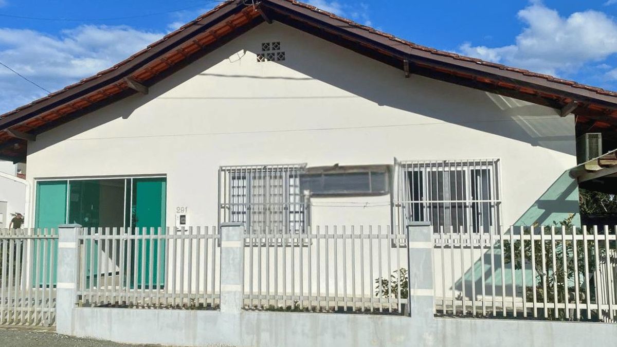 Casa com 2 quartos, Centro - Balneário Piçarras - Casa em Centro, Balneário Piçarras - à venda - MARIAN IMÓVEIS