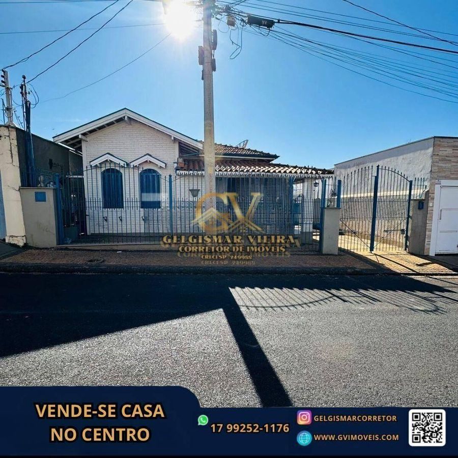 🏡 VENDE-SE CASA NO CENTRO - BEBEDOURO - SP 🏡 - Casa em Centro, Bebedouro - à venda - Gelgismar Vieira