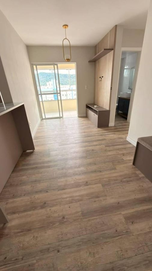 Apto - 2 Qts - Mobília e Eletros - Sacada c/ Chur - Espinheiros - Itajaí/SC - Apartamento em Espinheiros, Itajaí - à venda - Denis Alexandre Imóveis