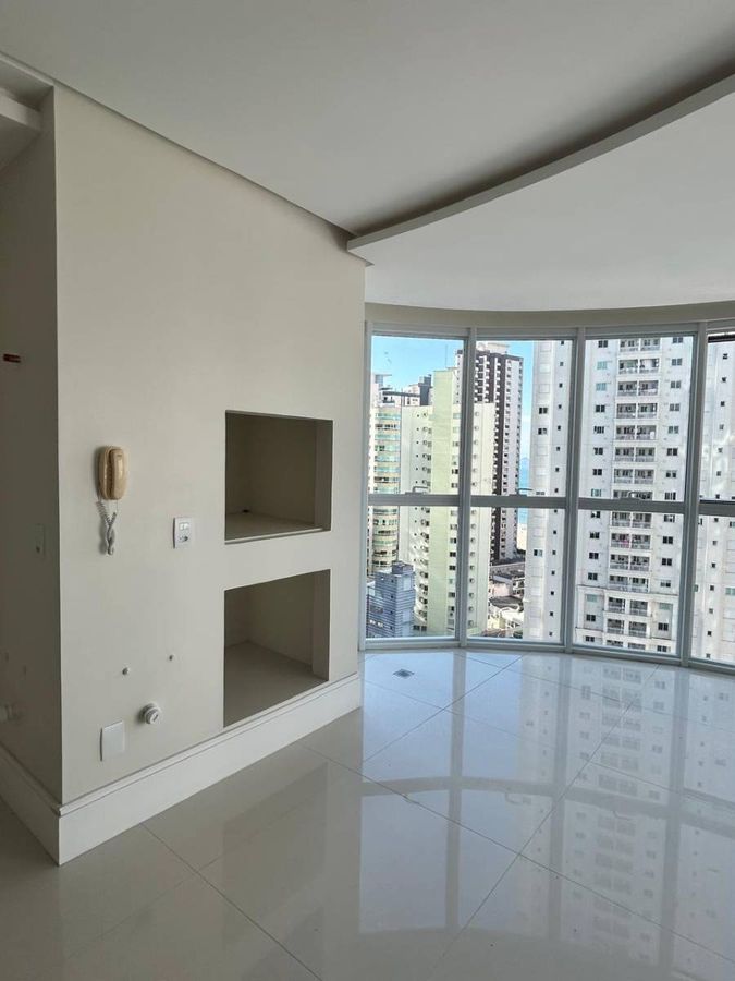 Apartamento a Venda com 3 dormitórios | Ed. Lê Magestic em Balneário Camboriú - Apartamento em Centro, Balneário Camboriú - à venda - Hárpia Imóveis
