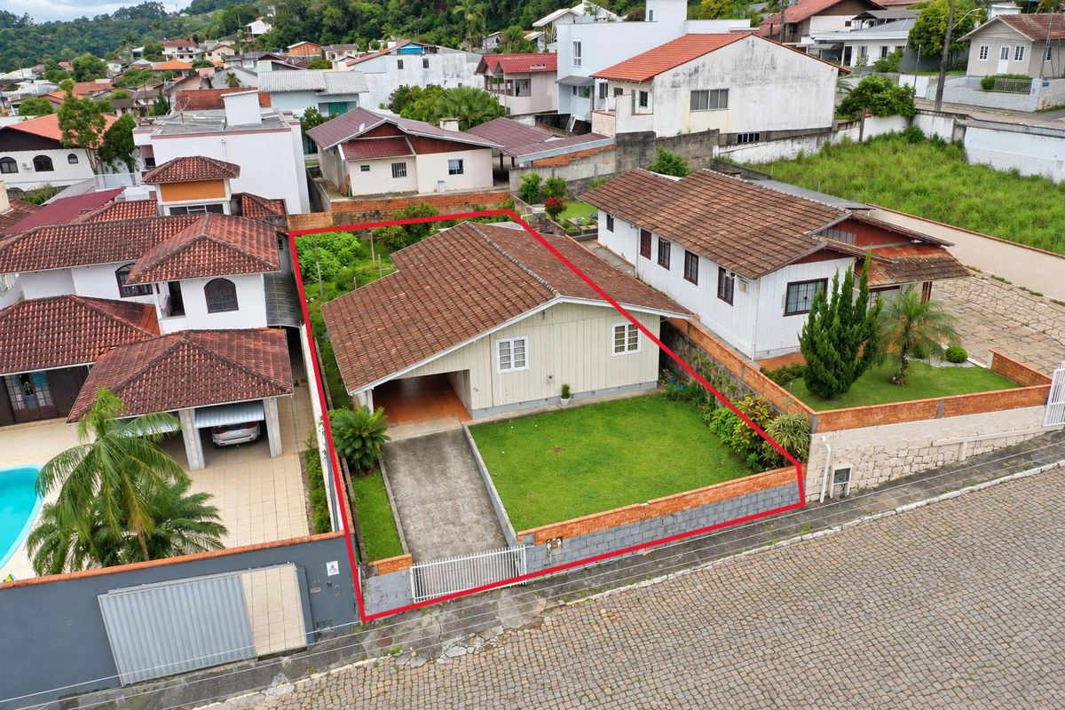 Casa Mista - Venda - 03 dormitórios - 96m2 - Rua Tiradentes - Centro - Rio do Sul - Casa em Centro, Rio do Sul - à venda - Cifra Imóveis e Empreendimentos Imobiliários