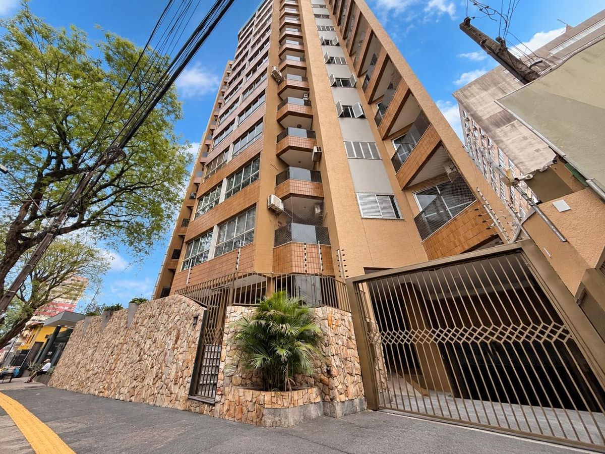 APARTAMENTO A VENDA OU ALUGAR EDIFICIO RESIDENCIAL CA D` ORO CENTRO DE FOZ DO IGUAÇU - PR - Apartamento em Centro, Foz do Iguaçu - para locação e à venda - Imob10 Imobiliária Ltda