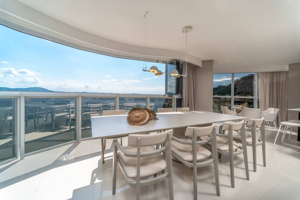 Apartamento à venda no Ibiza Towers Frente Mar com 4 suítes na Barra Sul Balneário Camboriú - Apartamento em Centro, Balneário Camboriú - à venda - WOW Imobiliária Ltda