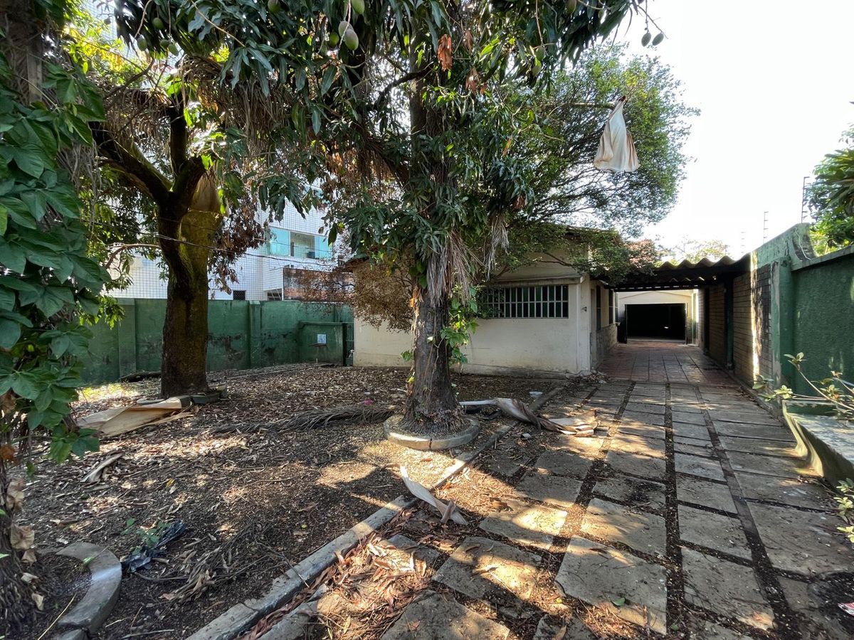 Casa 3 Quartos para Alugar no São Luiz | 320 m² e 8 Vagas - Casa em São Luiz, Belo Horizonte - para locação - EQUIPE1 NEGOCIOS LTDA
