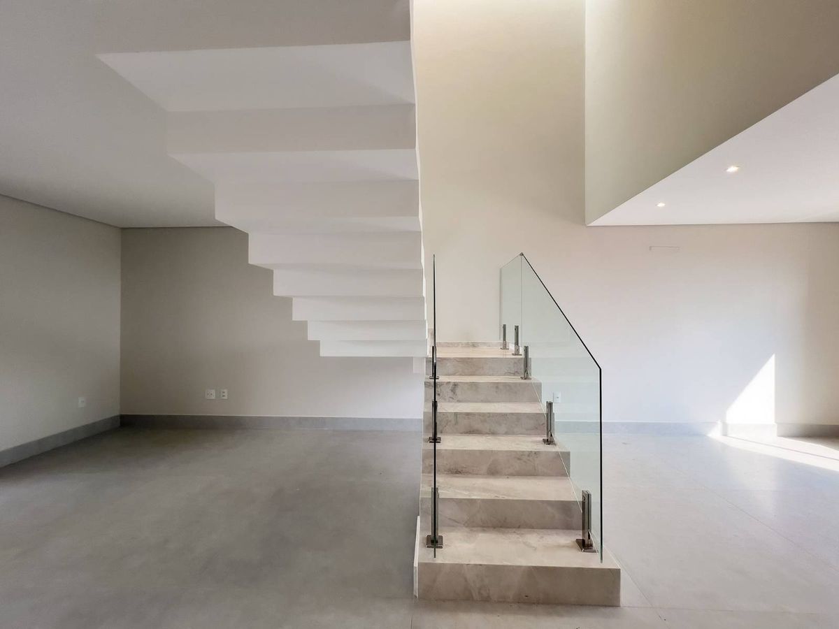 Casa com 3 dormitórios à venda, 240 m² por R$ 1.800.000,00 - Condomínio Colline Di Parma - Valinhos/SP, foto 2