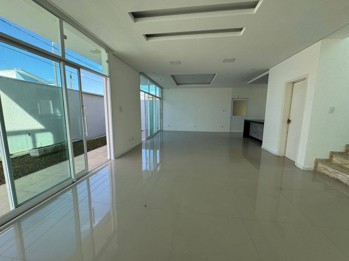 Sobrado alto padrão bairro indaiá- caraguatatuba-sp