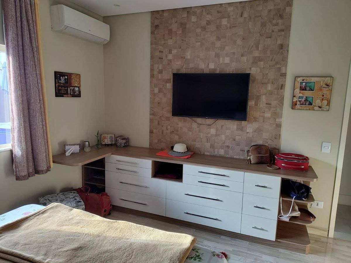 Casa alto padrão -aruan-caraguatatuba-sp