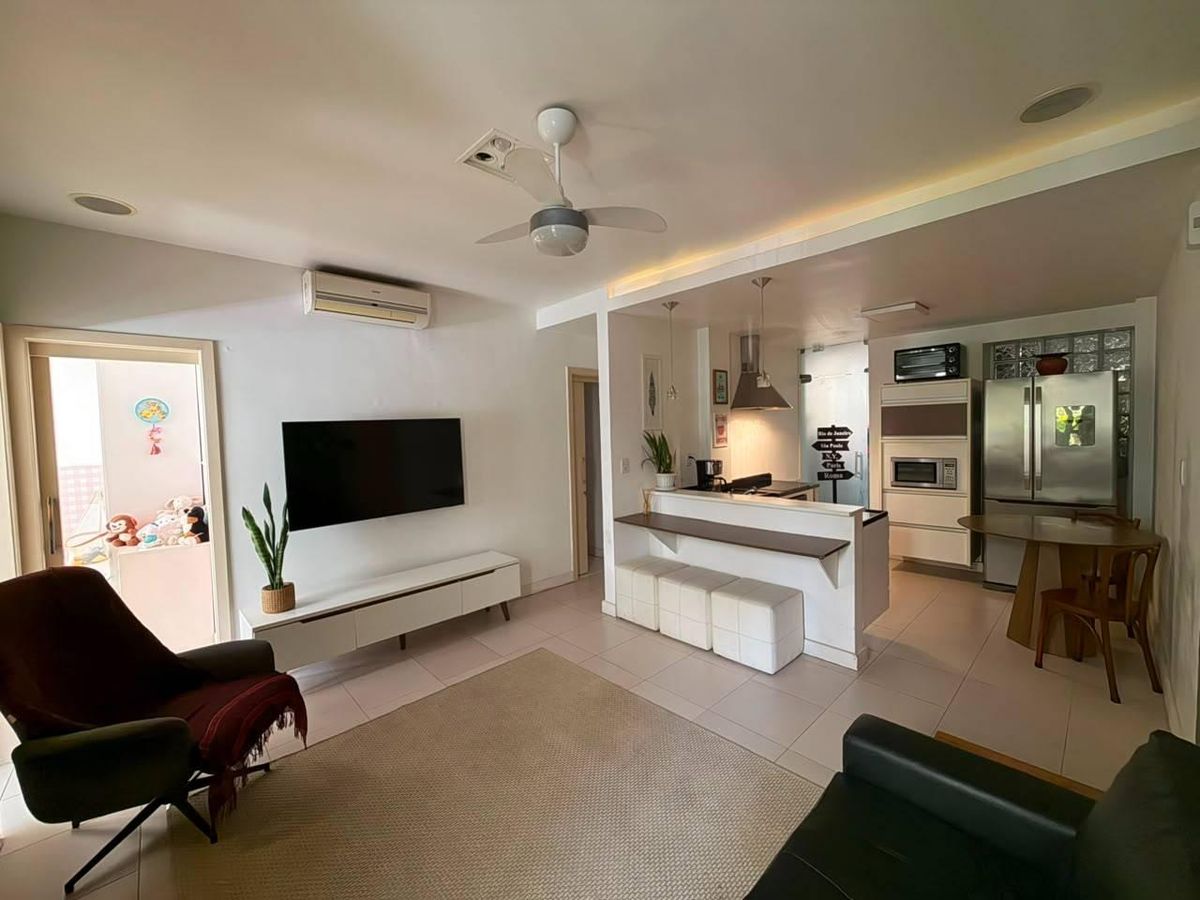 Alto Uruguai. Lindo apartamento com charmosa varanda, sala com cozinha conceito aberto, 3 quartos sendo 1 suíte - Apartamento em Tijuca, Rio de Janeiro - à venda - MIGUEZ IMOBILIÁRIA
