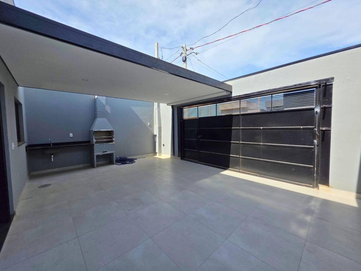 Casa á Venda no bairro Bom Sucesso em Indaiatuba Sp