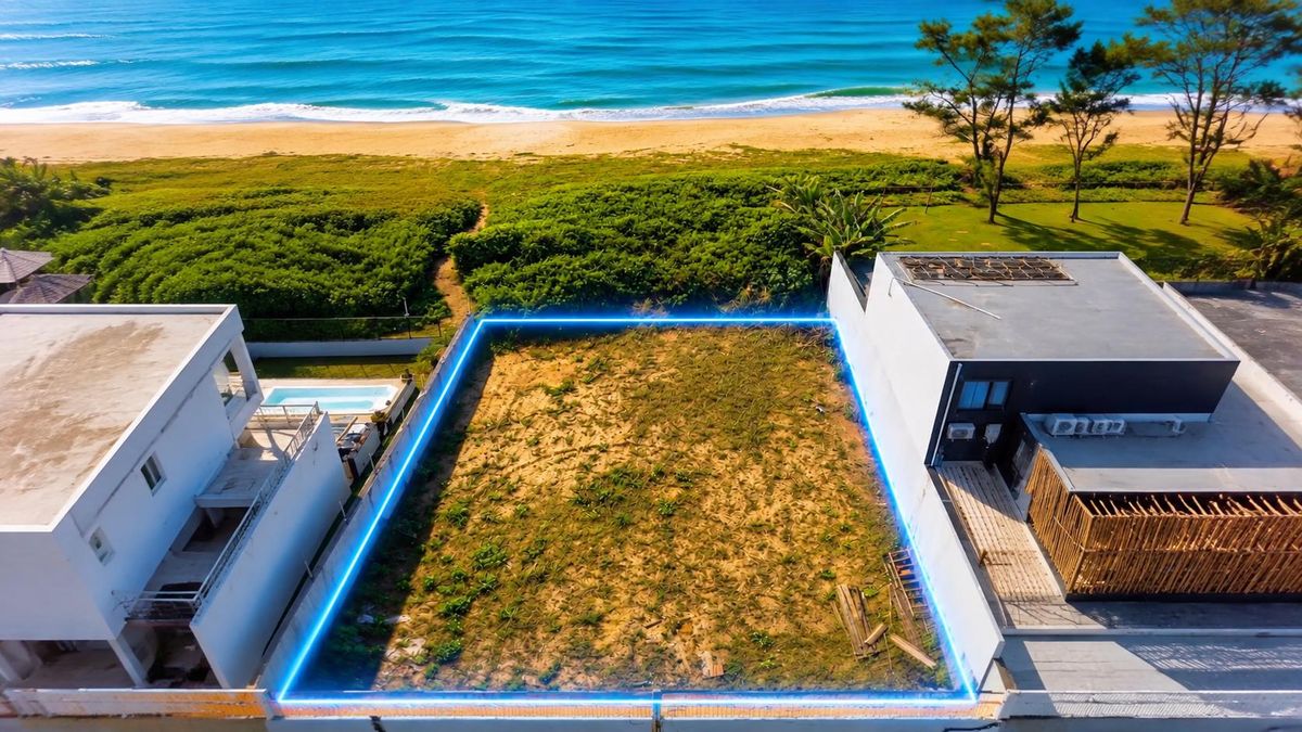 Terreno de 425 m² Pé na Areia em Interlagos – Vila Velha