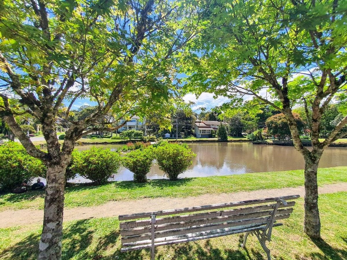 Lindo terreno ao lado do Lago Ipê Amarelo em Gramado! - Lote/Terreno em Ipê Amarelo, Gramado - à venda - Praxer