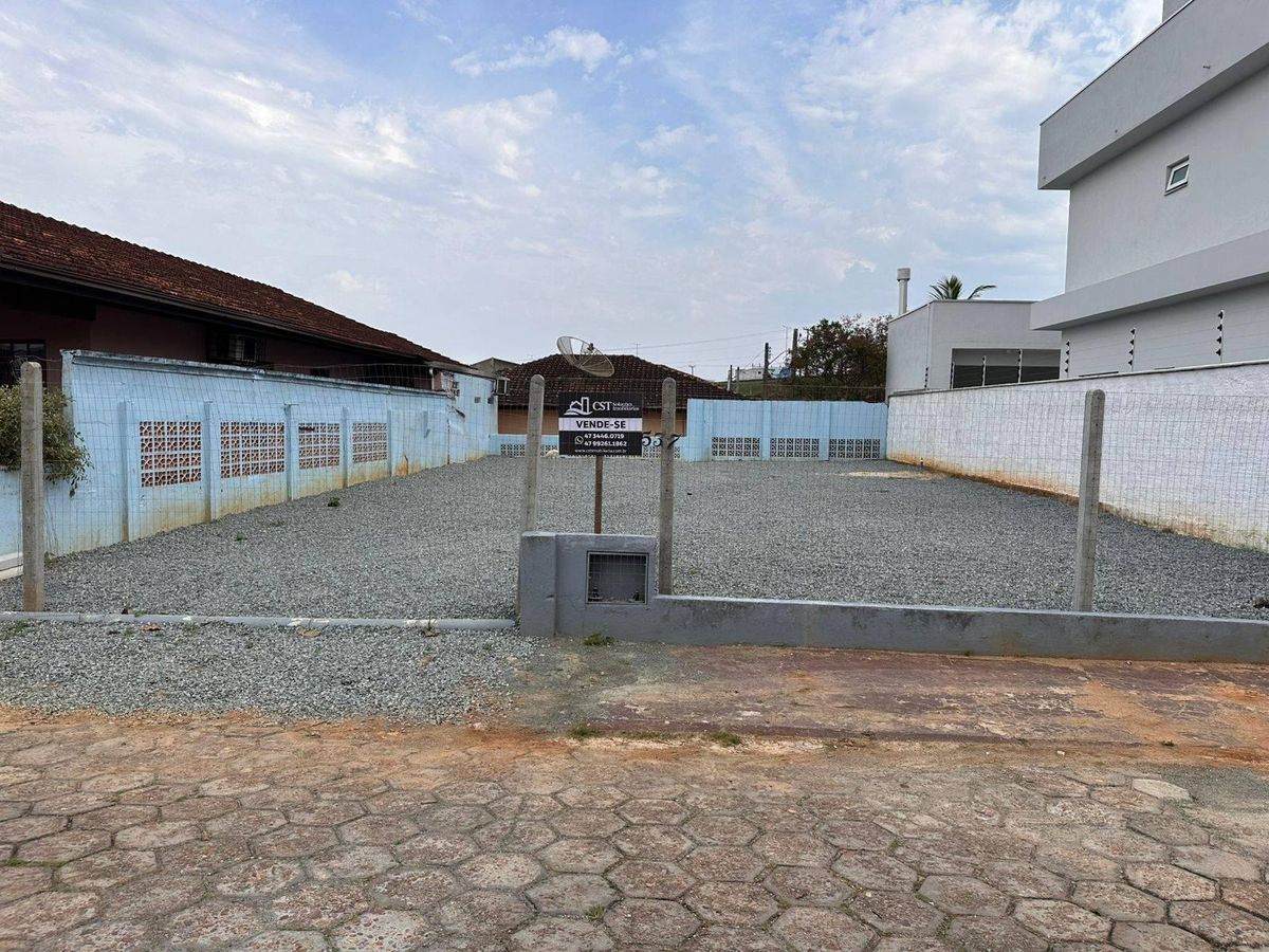 TERRENO À VENDA NO CENTRO - Barra Velha/SC