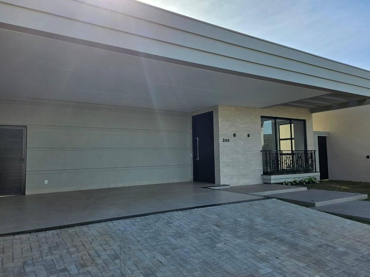 Casa com 3 quartos, 3 suítes - Condomínio Ilha Bela, Sorriso