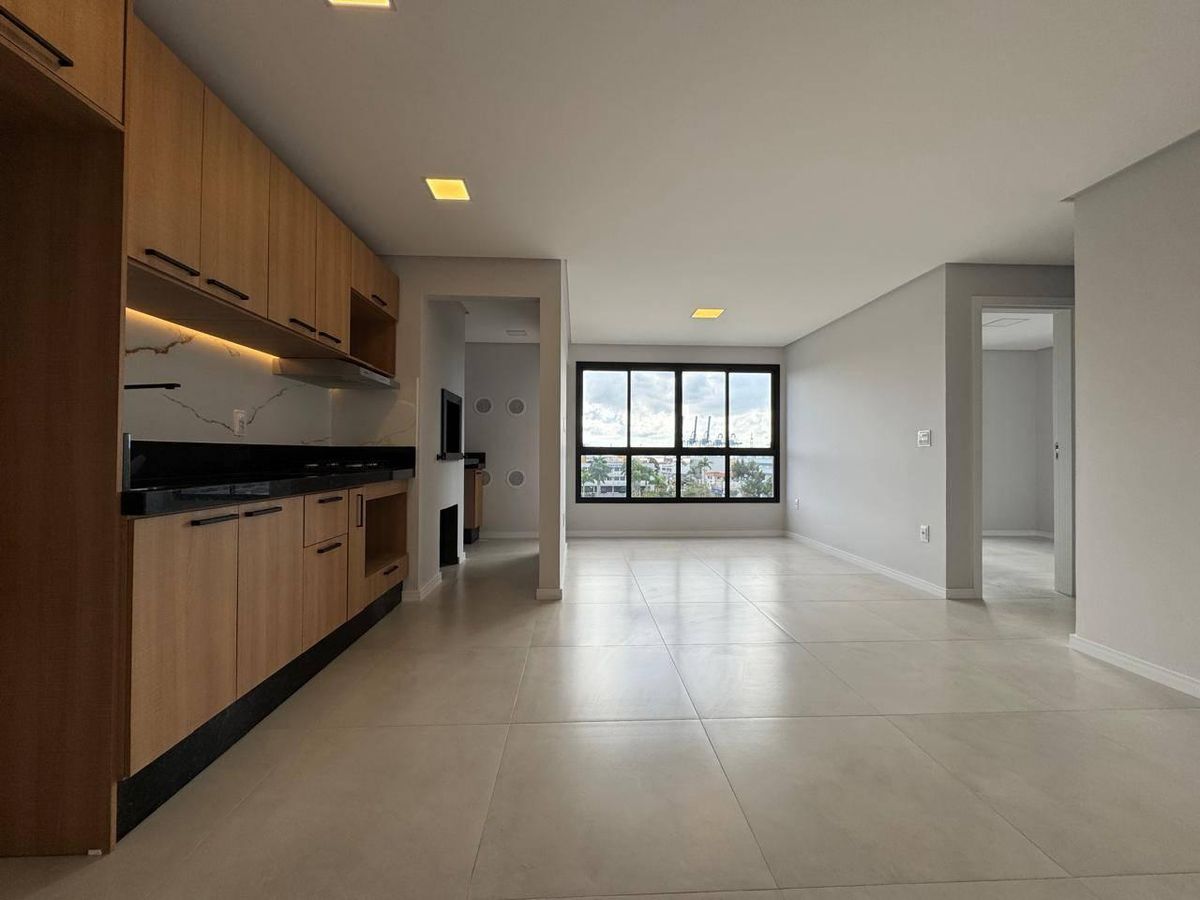 APARTAMENTO NO EDIFÍCIO ILHA DE MAIORCA - CENTRO, ITAJAÍ - Apartamento em Centro, Itajaí - para locação - Brava Norte Imóveis