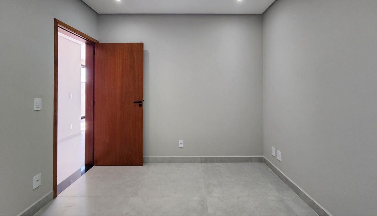Casa de Condomínio com 4 quartos - Condomínio Residencial Mon't Alcino - Valinhos, foto 4