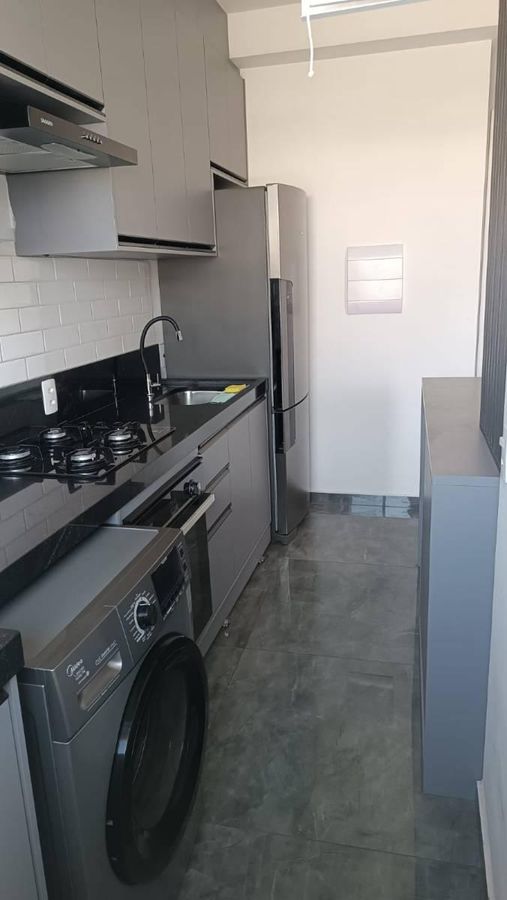 Moderno minimalista contemporâneo.