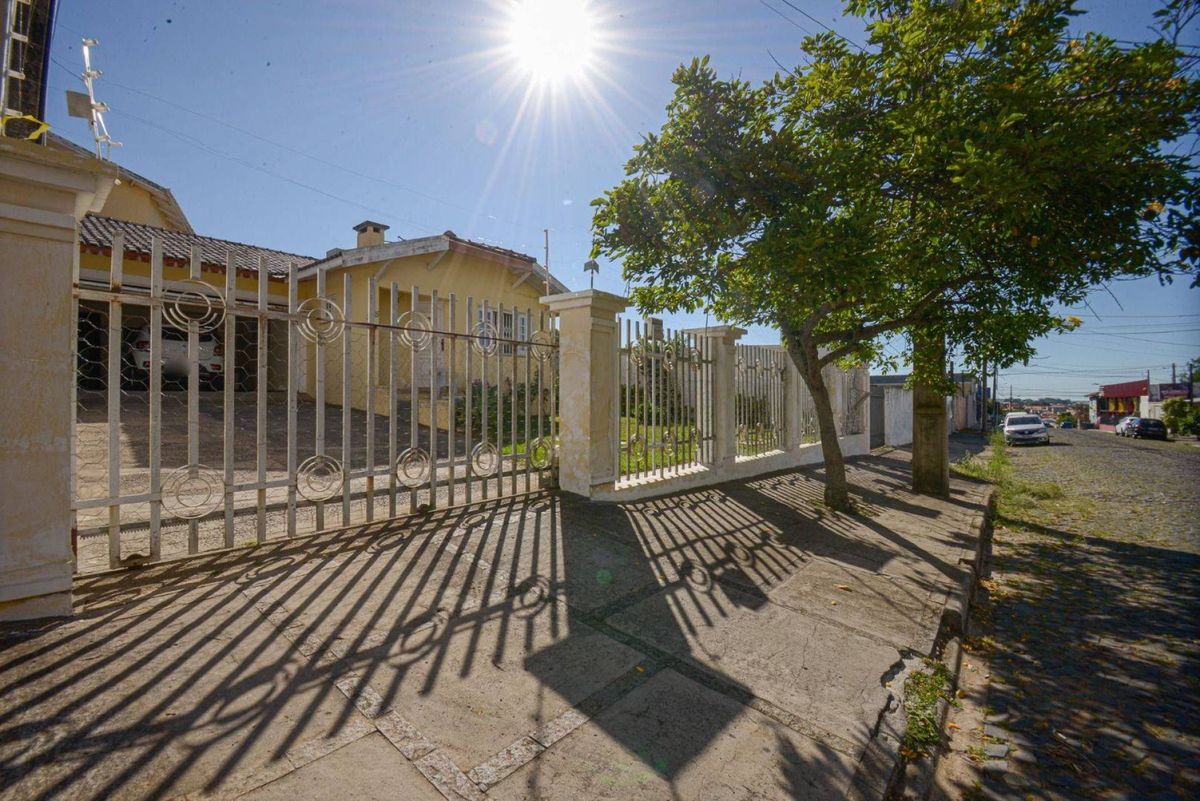 Residência - Nova Rússia - Casa em Nova Rússia, Ponta Grossa - à venda - GH Imóveis