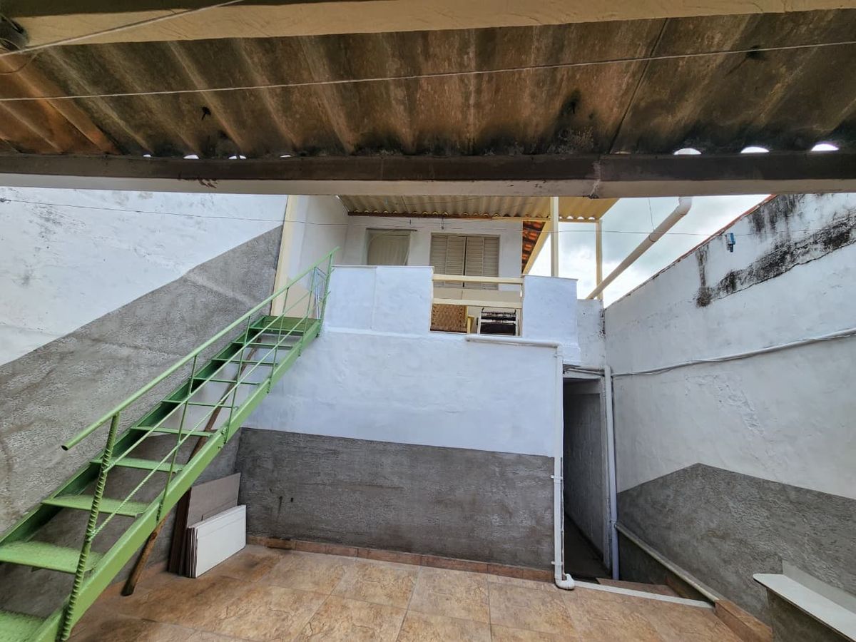 Sobrado- bairro enseada-são sebastião-sp